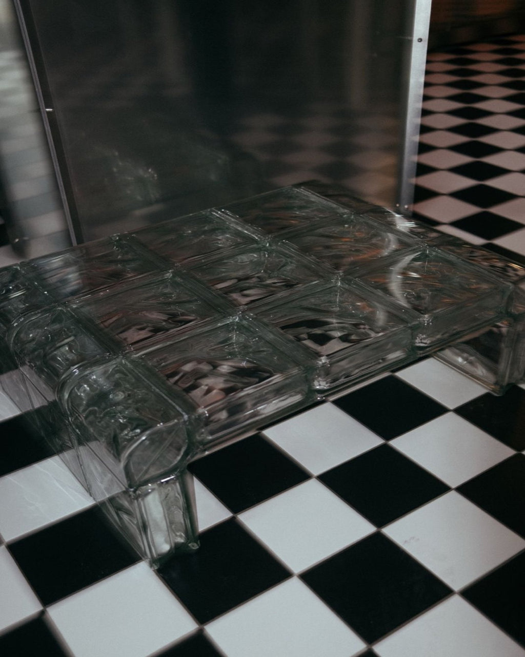 GLASSBLOCK TABLE